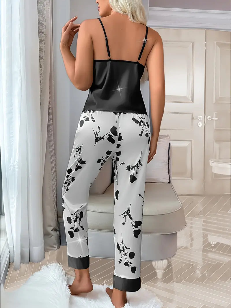 Satynowa piżamka z koronkowym topem i kwiatowym wzorem w odcieniach czerni i bieli