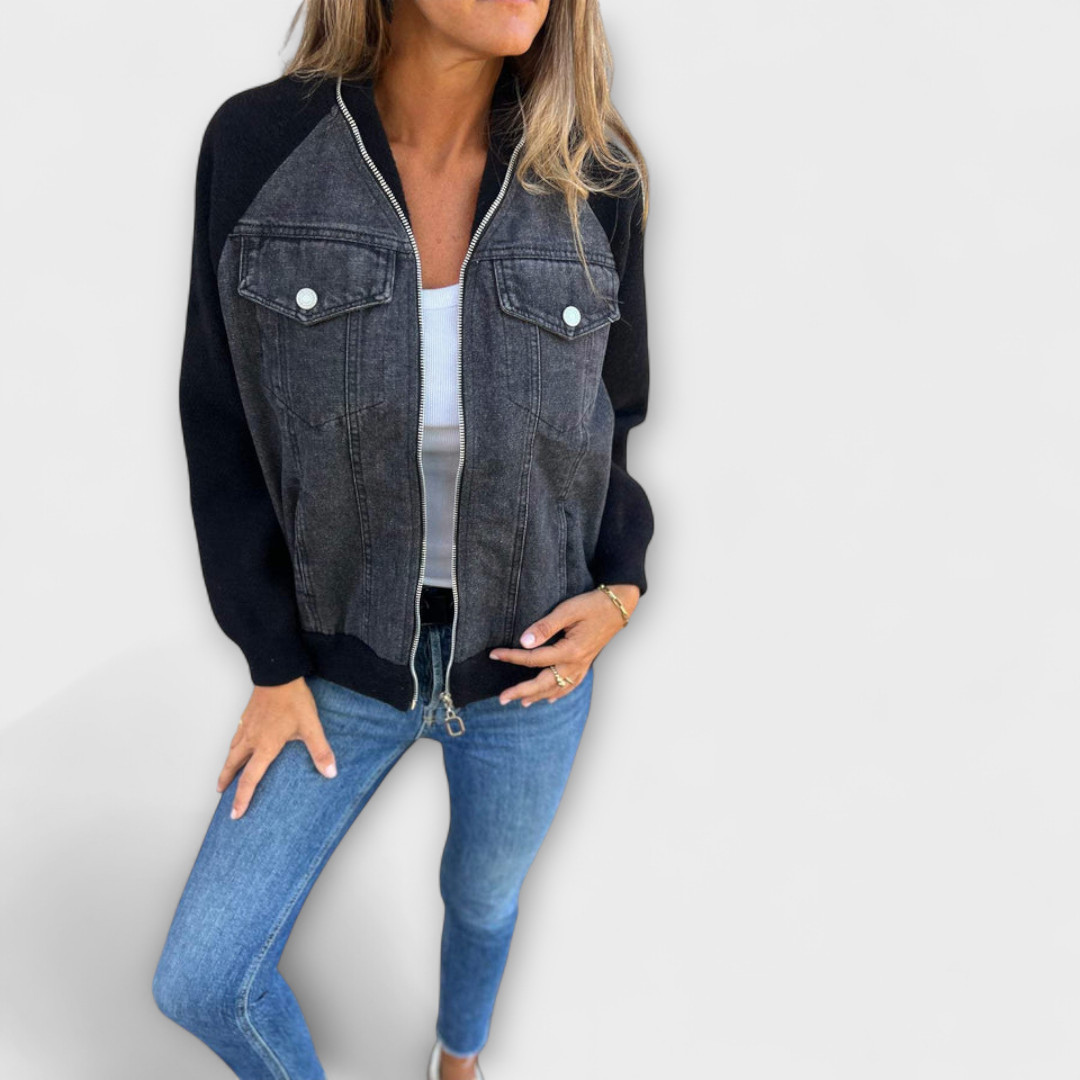 Monika - Unikalna Kurtka z Vintage'owym Akcentem