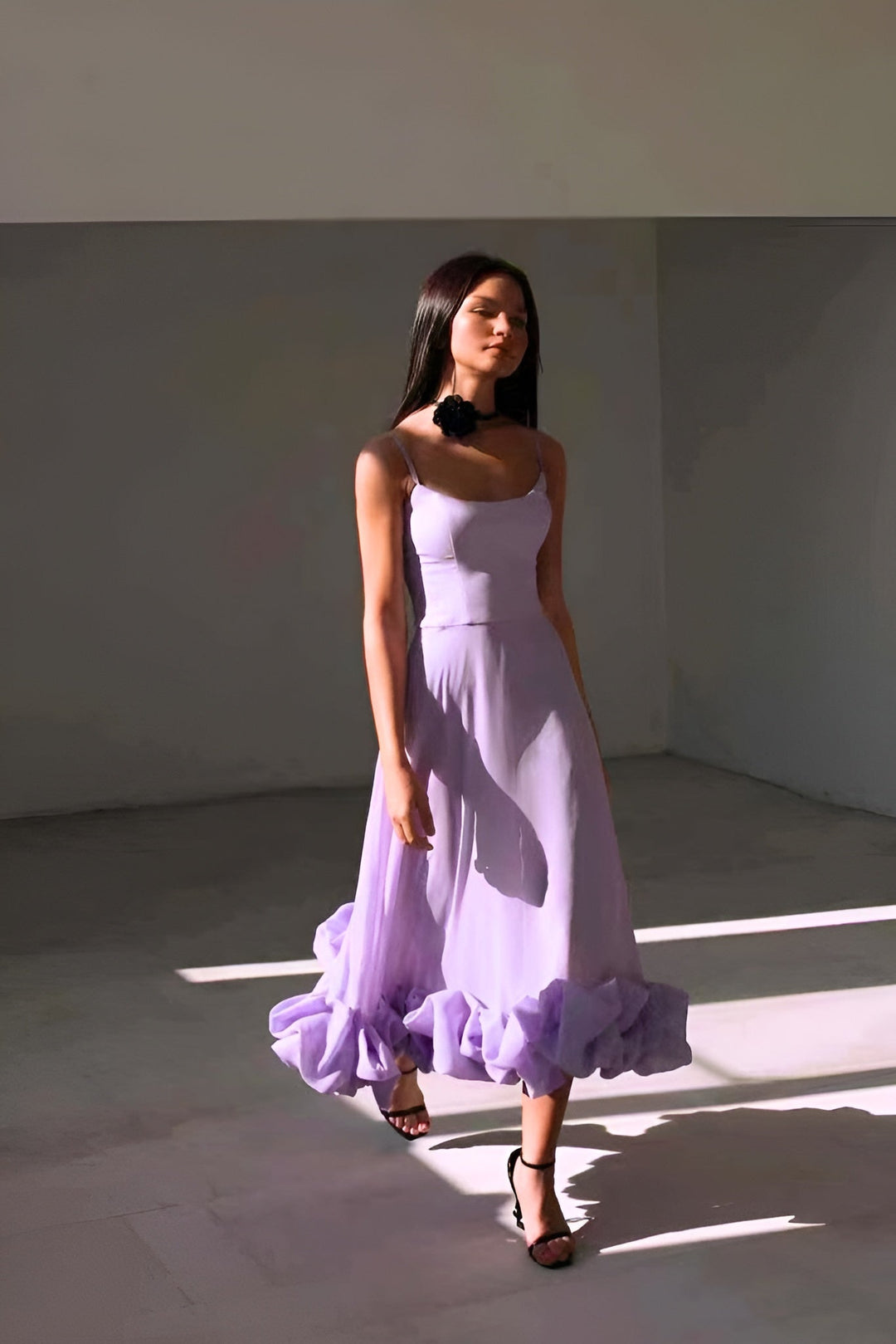 Vie | Elegancka Sukienka Midi