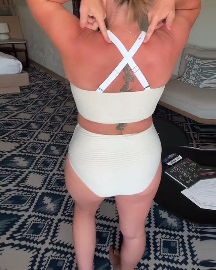 Anna | Wygodne, jednokolorowe bikini z trójkątnym stanikiem