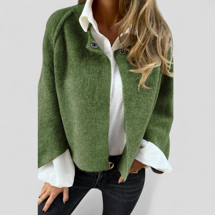 Henryka - Krótka Kurtka z Elegancko Rozkloszowanymi Rękawami