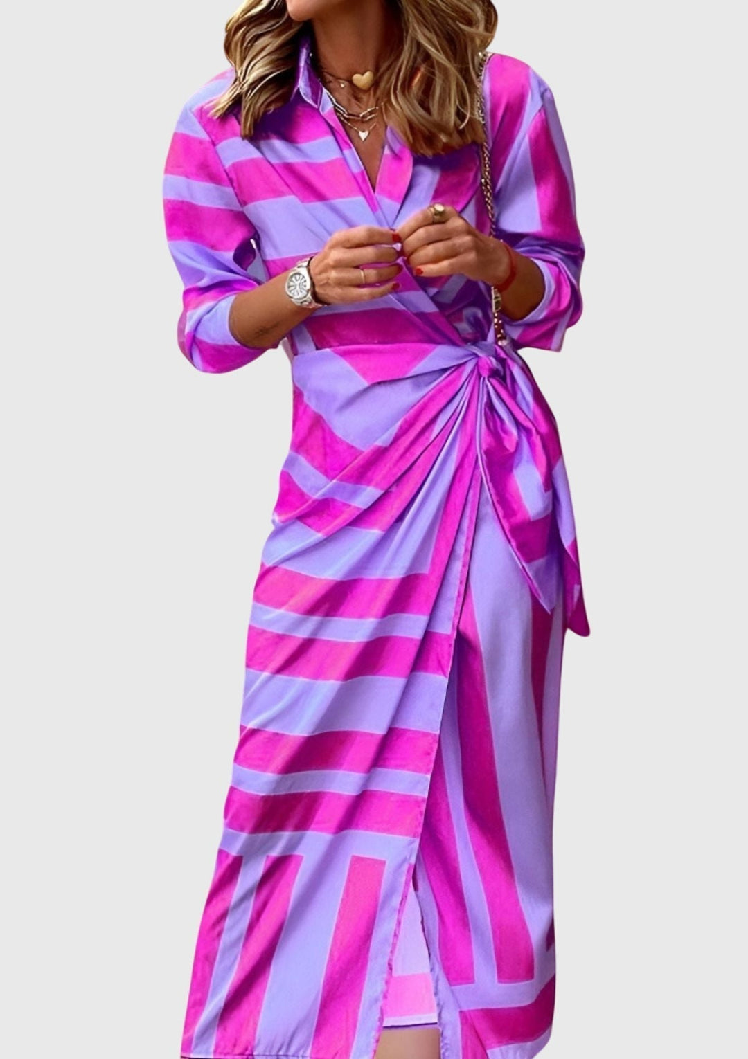 Everly™ | Stylowa Sukienka Kopertowa z Wzorem