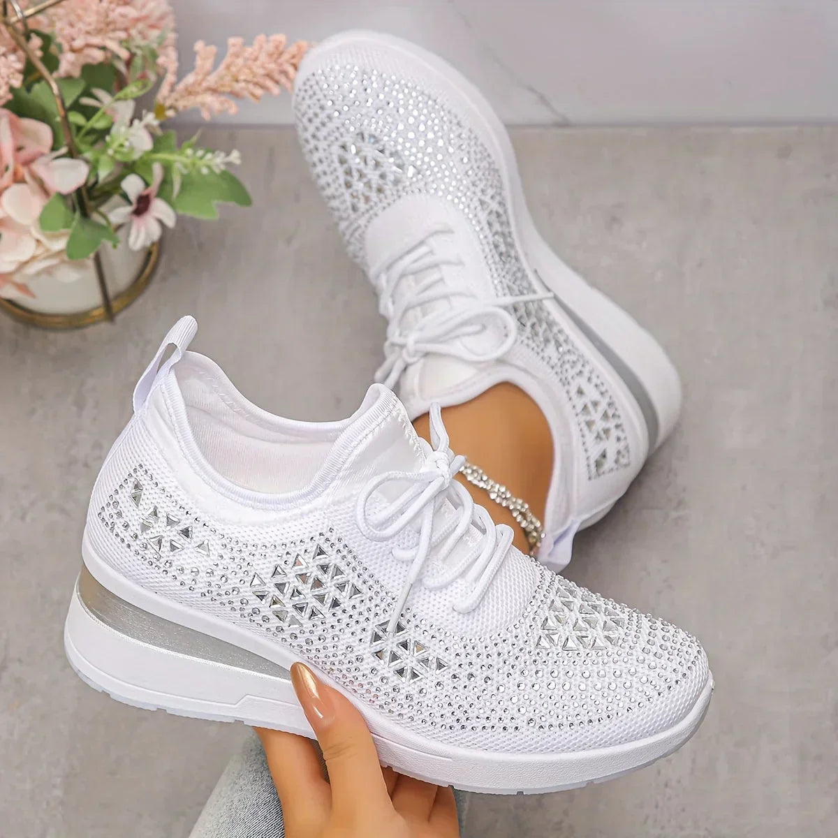 Giselle | Ortopedyczne sneakersy z błyszczącymi dżetami