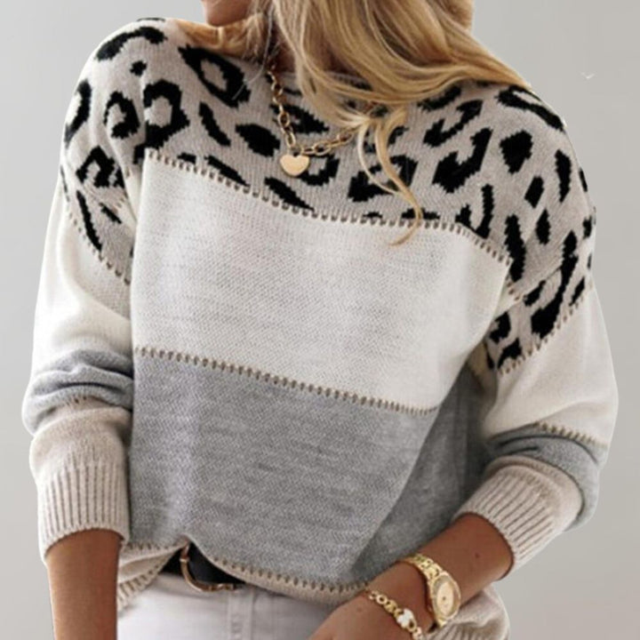 Liora | Sweter w Panterkę Casual