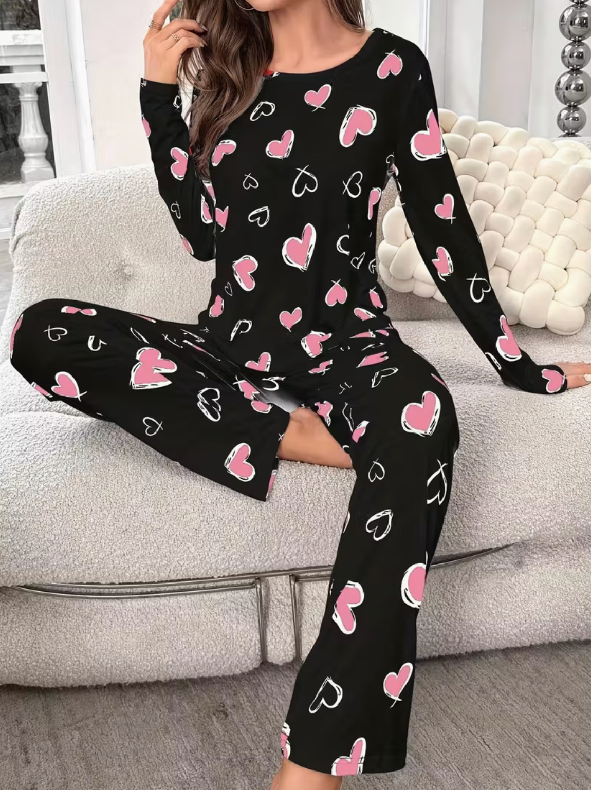 Piżama damska czarna z różowymi serduszkami