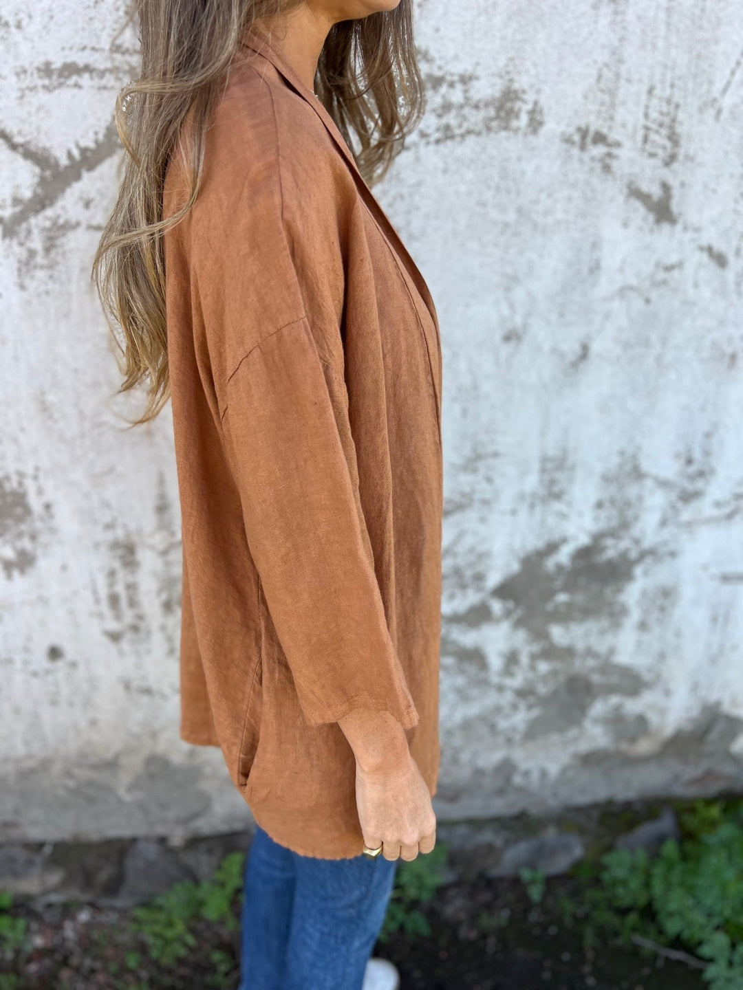 Sweter z lnu z falbankami
